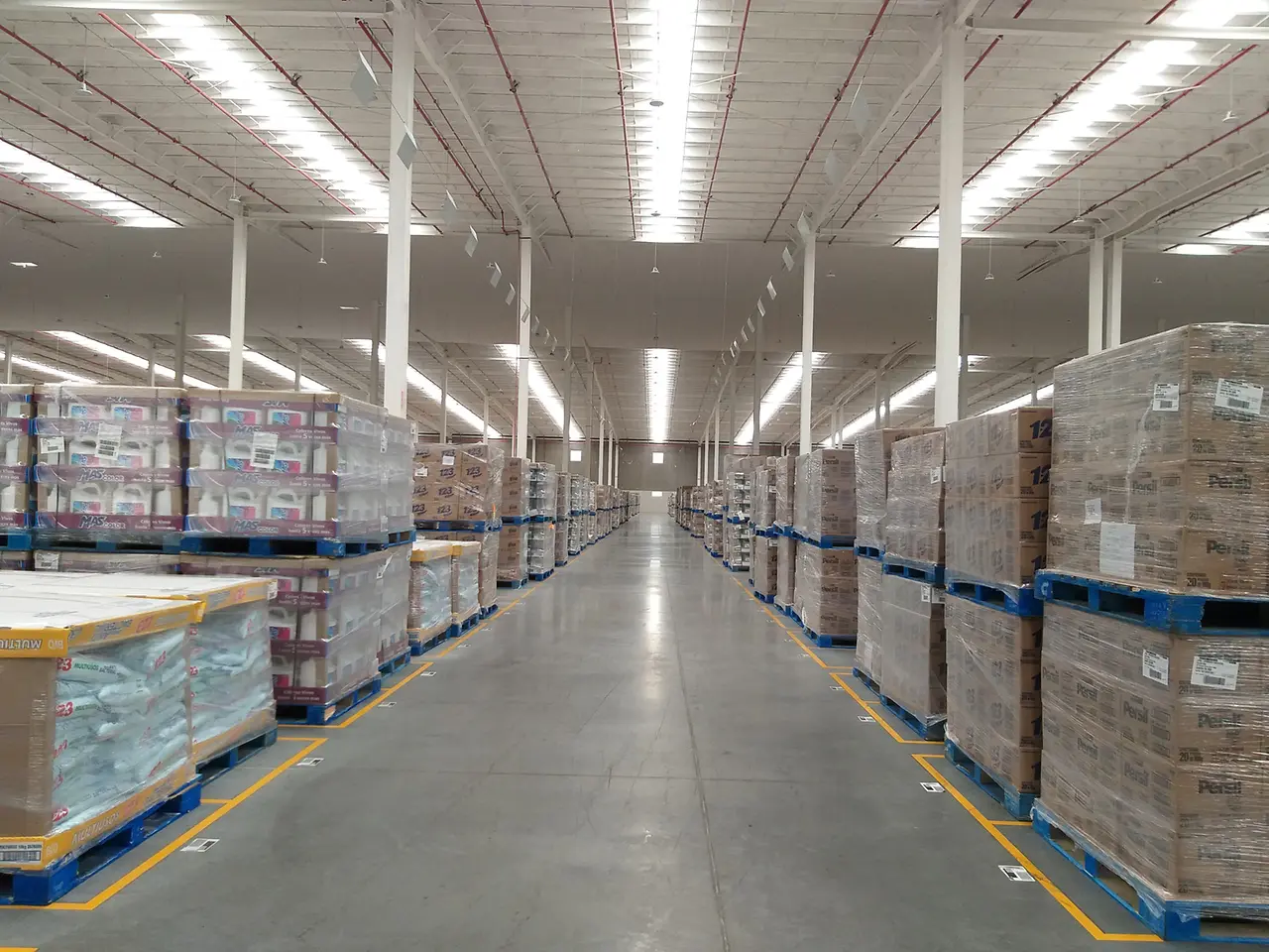 Henkel en México inaugura un nuevo Centro de Distribución en Toluca, respaldando el crecimiento empresarial en el país.